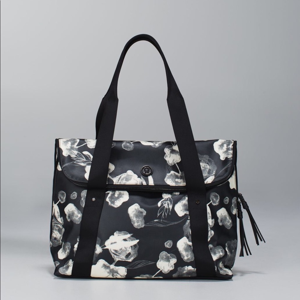 Lululemon Flowin With My Omies Gym Tote